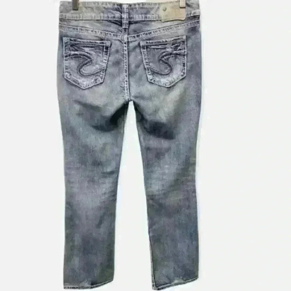 SILVER Suki Jeans - Mid-Rise, Classic Stretch, Bootcut -
Size 30/31 - Picture 3 of 8